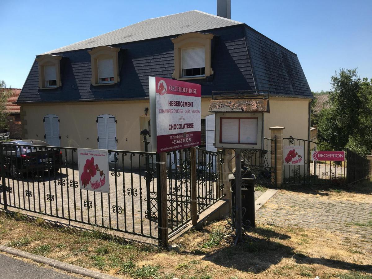 Bed and Breakfast Orchidee Rose Givet Esterno foto