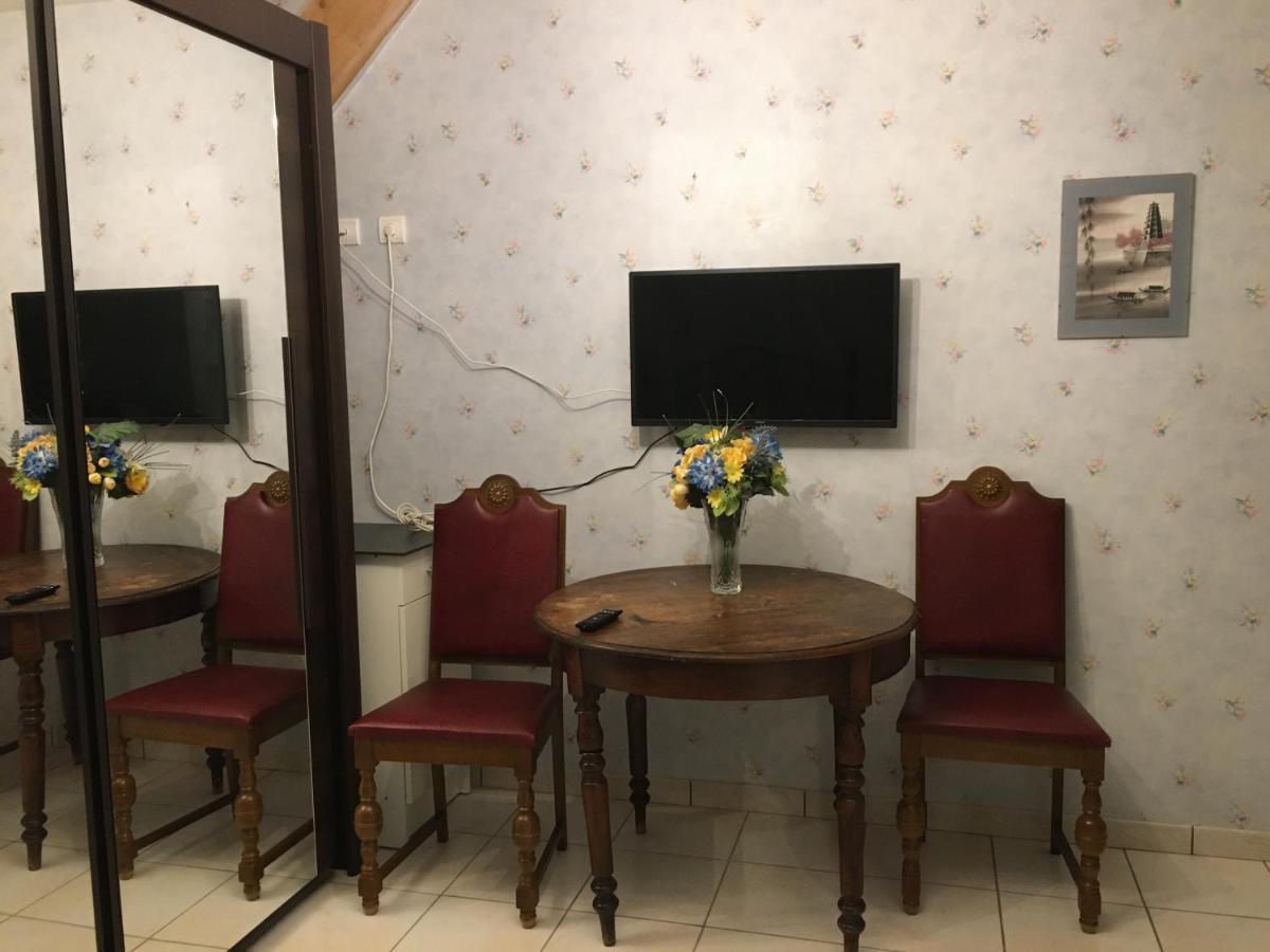Bed and Breakfast Orchidee Rose Givet Esterno foto